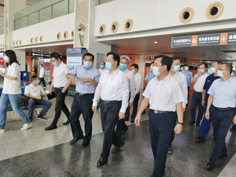 市委書記陳金虎督查車站國慶安保維穩(wěn)、安全生產和常態(tài)化疫情防控工作